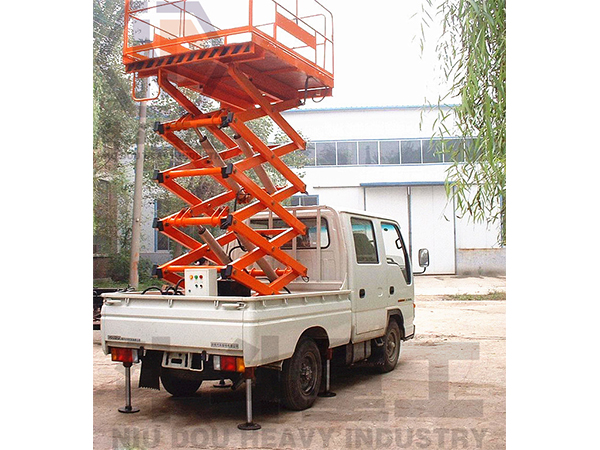 車(chē)載式液壓升降平臺(tái)